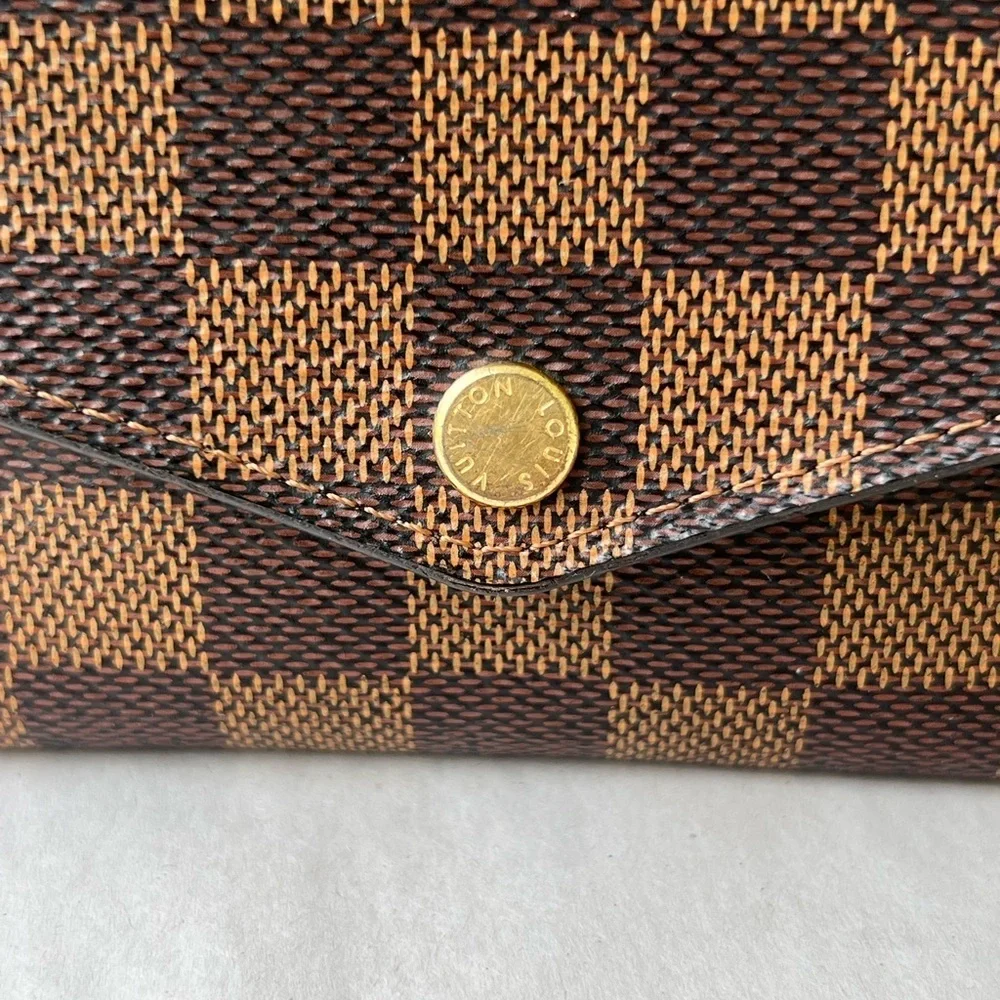 Louis Vuitton Sarah Damier Ebene Wallet - Picture 5 of 9